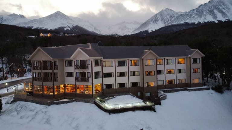 Altos Ushuaia Hotel & Resto