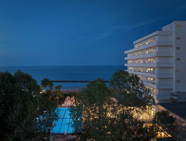 Serena Majestic Residence