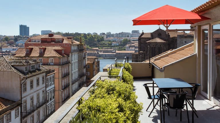 The Editory House Ribeira Porto Hotel