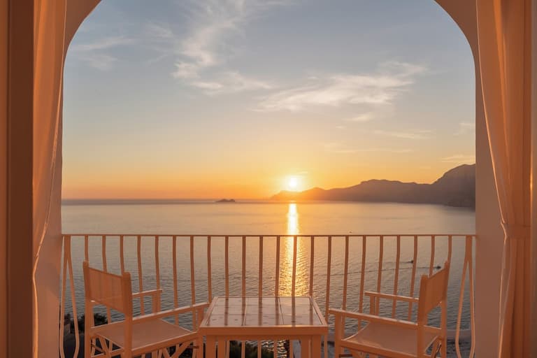 Hotel Tramonto d'Oro