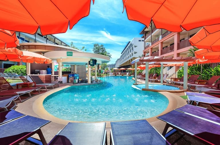 Kata Sea Breeze Resort