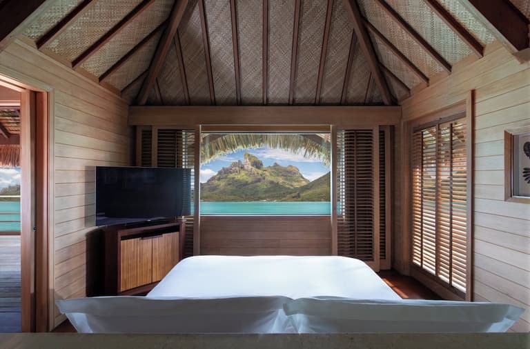 Four Seasons Resort Bora Bora