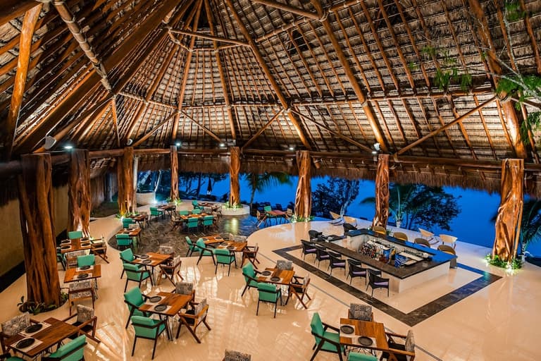 Mia Bacalar Luxury Resort & Spa