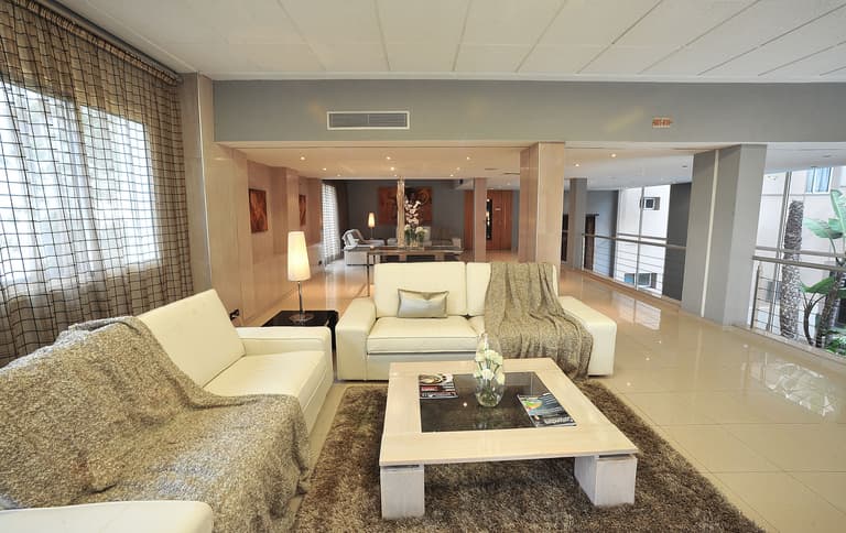 Casablanca Suites & SPA