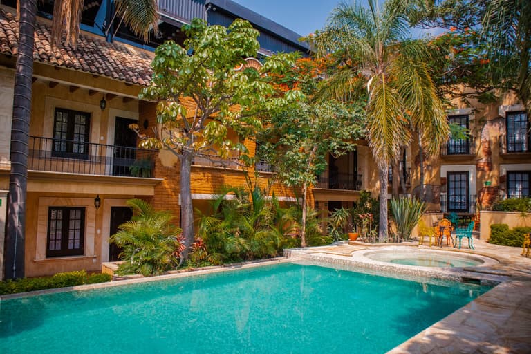 Casa de Adobe Gallery & Luxury Boutique