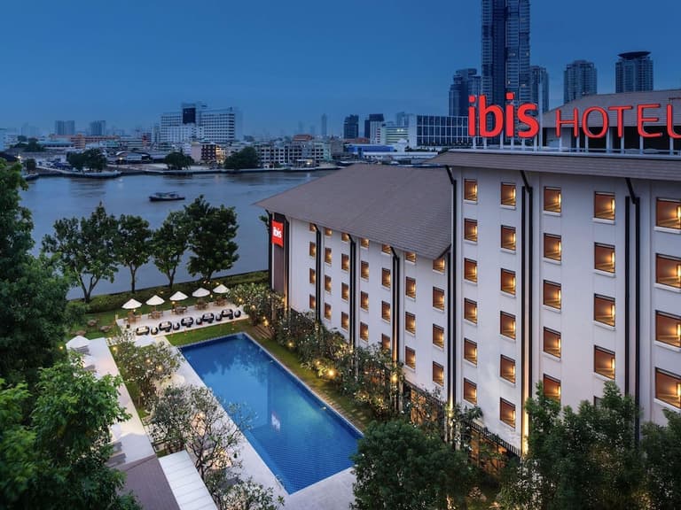 ibis Bangkok Riverside
