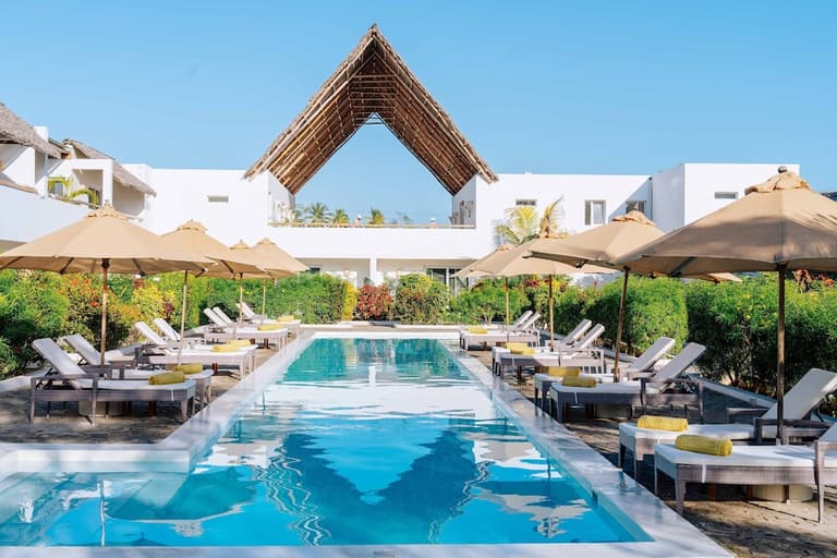 Dhow Inn Boutique Hotel