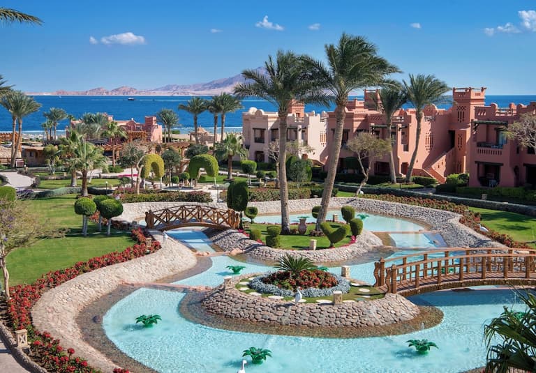 Charmillion Sea Life Resort