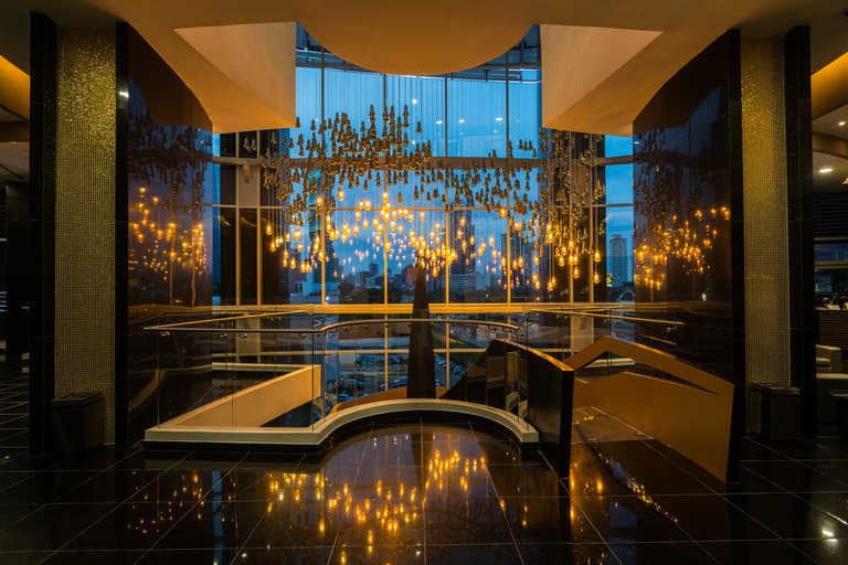 Las Americas Golden Tower Panama