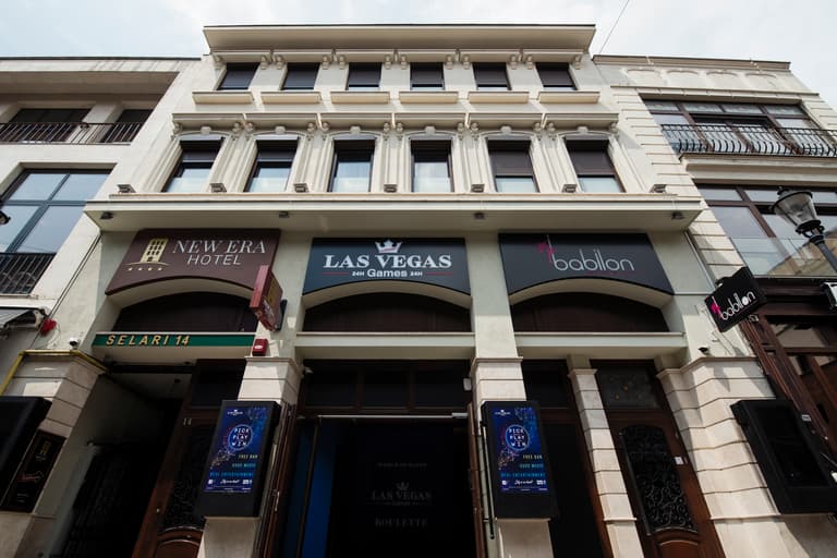 New Era Hotel