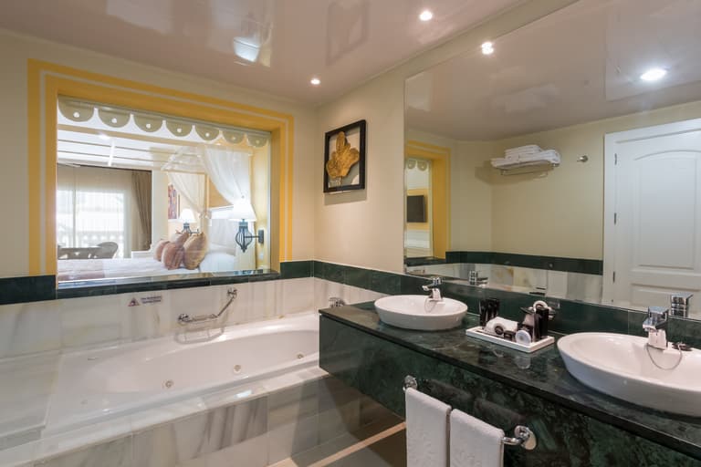 Bahia Principe Escape Bouganville - Adults Only