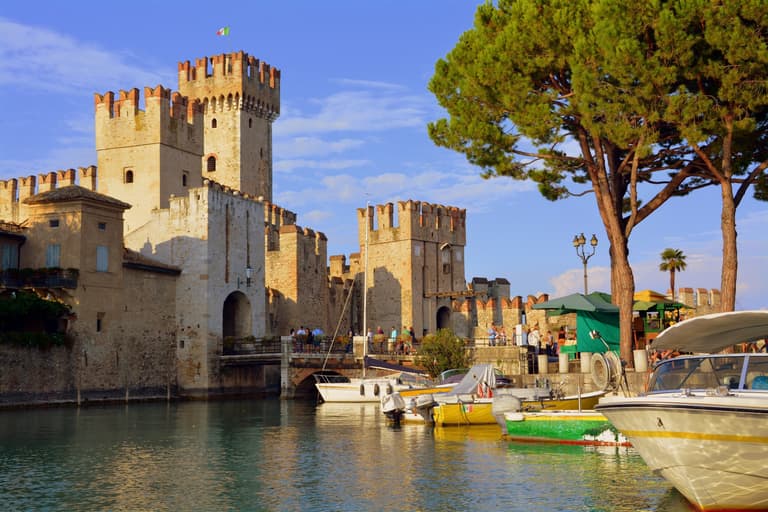 Immagine - 25 Luglio - Sirmione :  la Perla del Garda   €  85