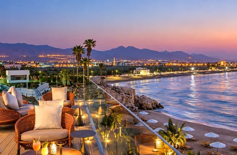 Image - Crowne Plaza Muscat