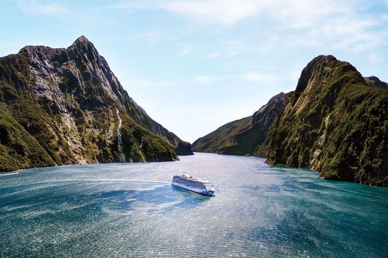 Imagen - CRUCERO POR LA ANTÁRTIDA - 23 DE ENERO 2027