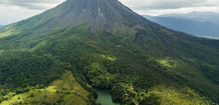 Kuva - ”Costa Rica ylitti kaikki odotuksemme. Roadtrip oli puhdasta vapautta, ja hotellit olivat juuri sellaisia kuin halusimme. Tortuguerossa nukkuminen viidakon äänien saattelemana on korvaamatonta! Kiitos, että saimme tuntea olomme kotoisaksi.” Roadtrip - J. 