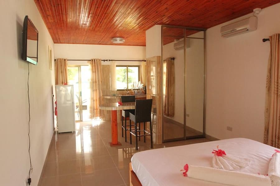 Tourterelle Holiday Home