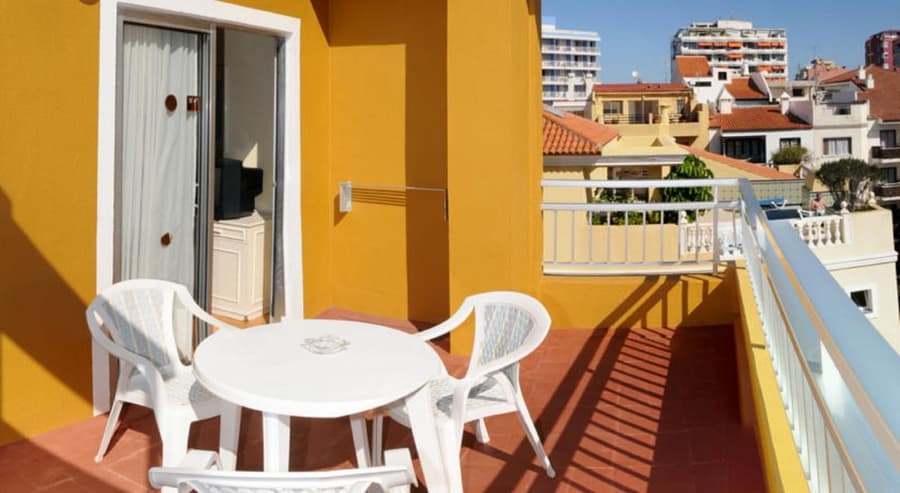 Apartamentos RF Bambi, Adults Only