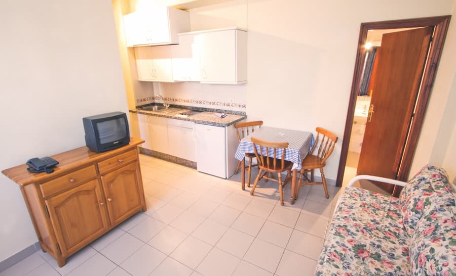Apartamentos RF Bambi, Adults Only