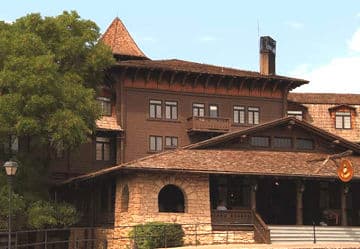Yavapai Lodge East
