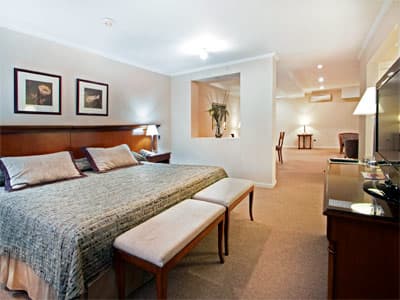 Tucuman Center Hotel Suites and Business