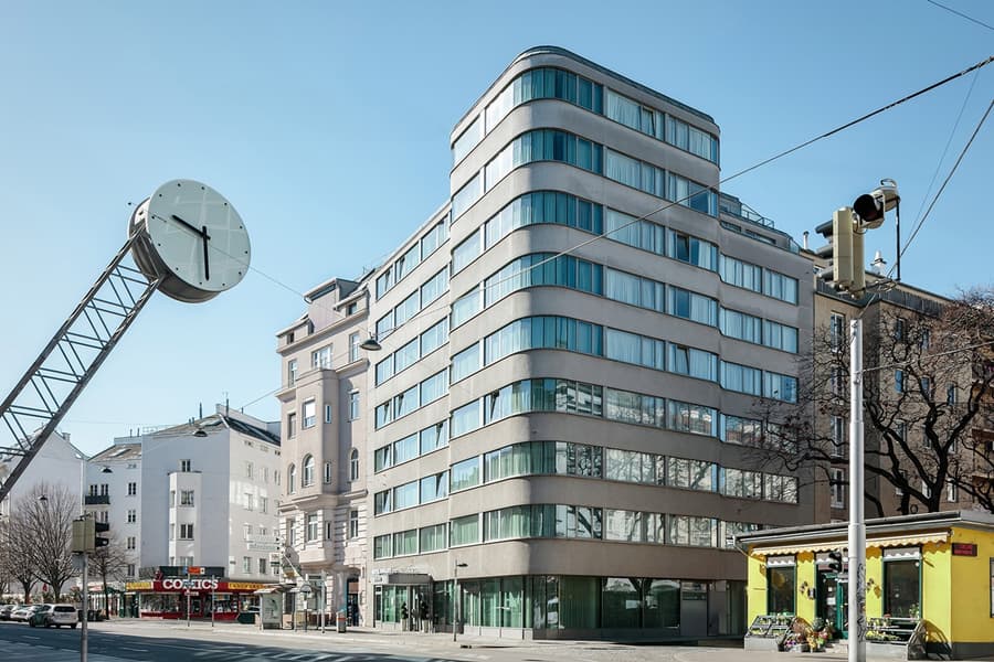 Eurostars Embassy