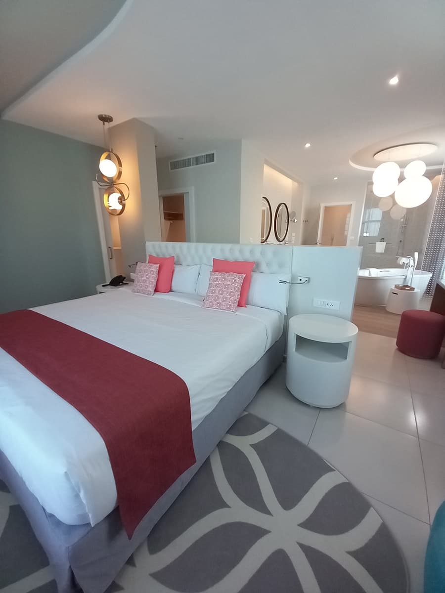 Grand Aston Habana