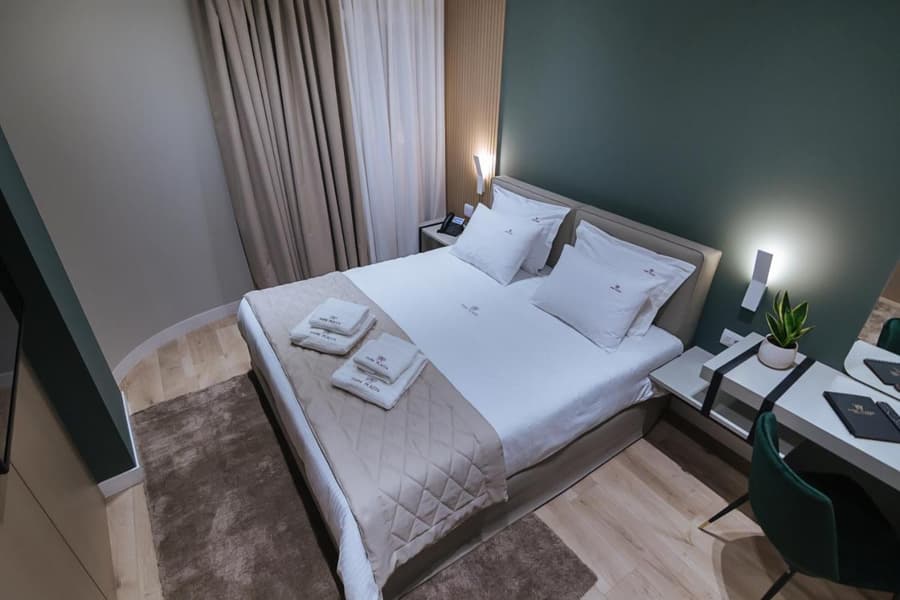 Park Plazza Hotel