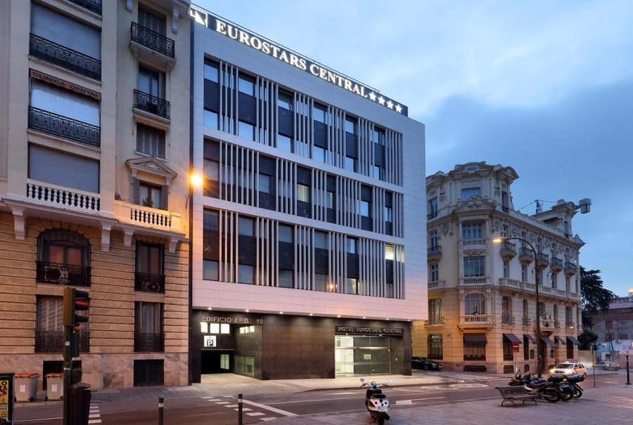 Eurostars Central