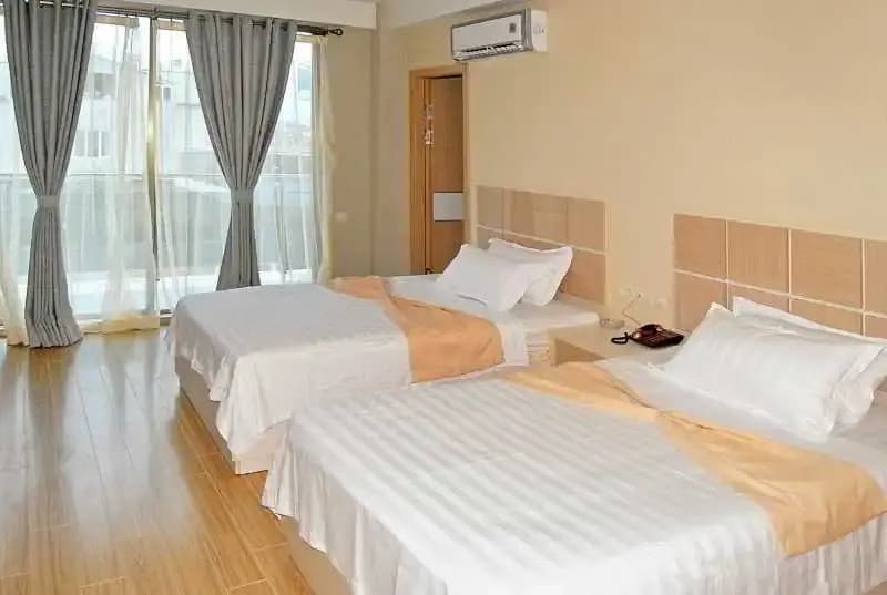 Hotel Legacy
