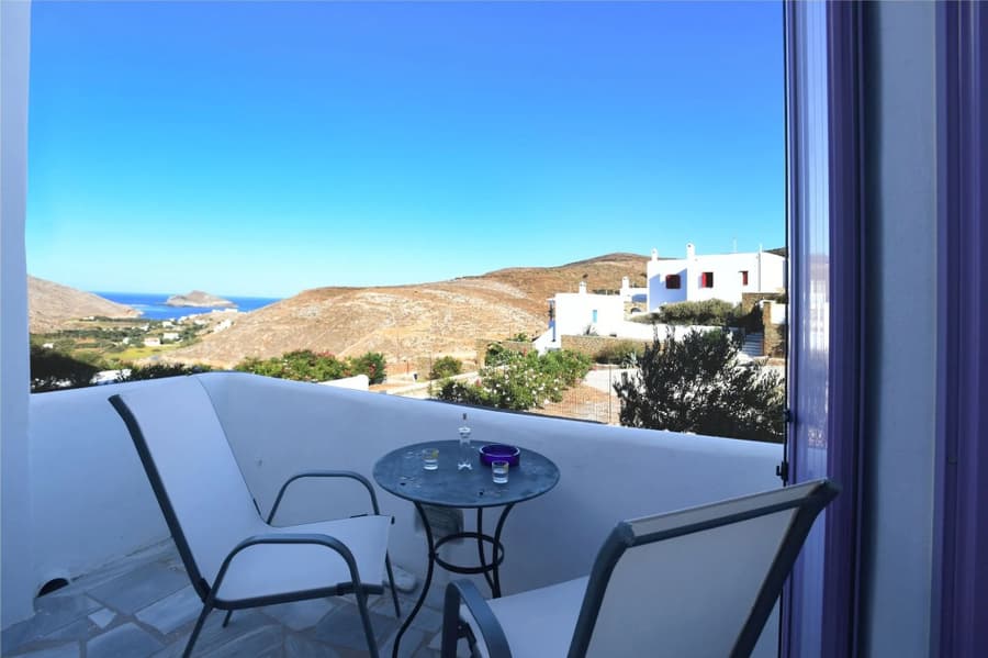 Glafki Studios & Suites
