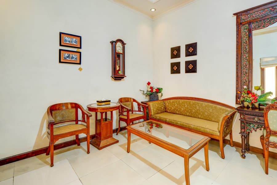 OYO 90000 Adya Nalendra Boutique Hotel