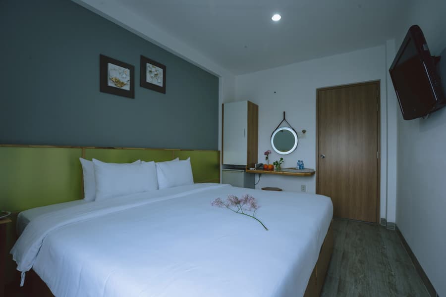 Happy Life Green Hotel