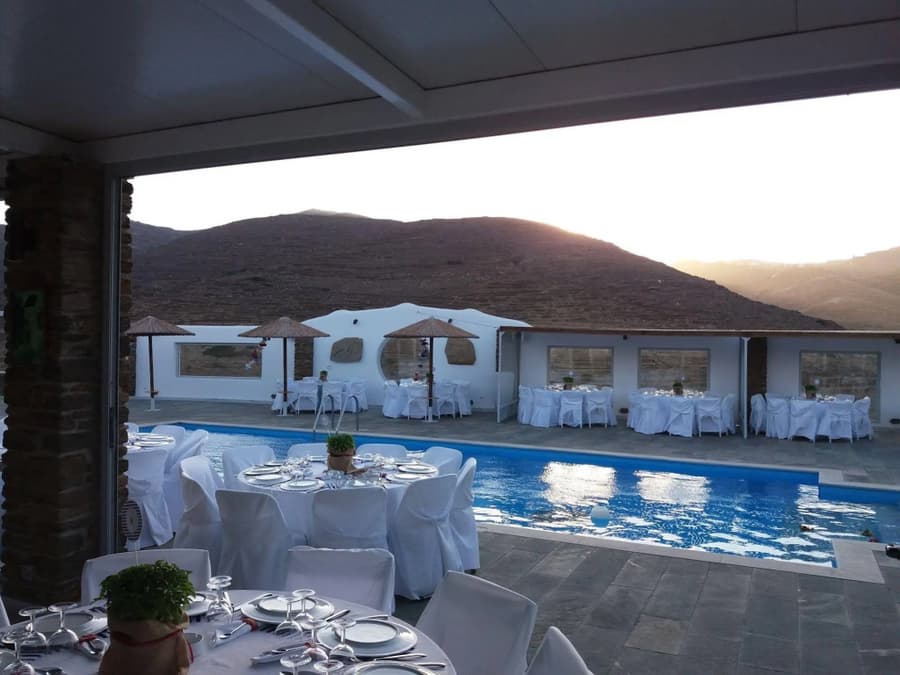 Glafki Studios & Suites
