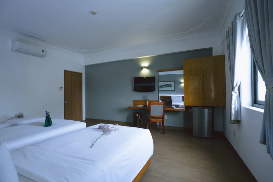 Happy Life Green Hotel