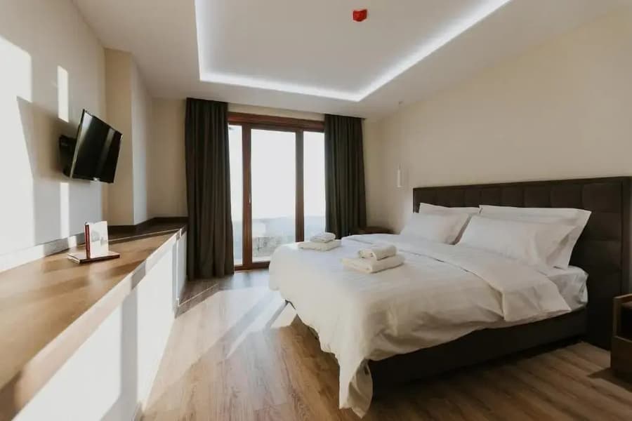Kroi Hotel