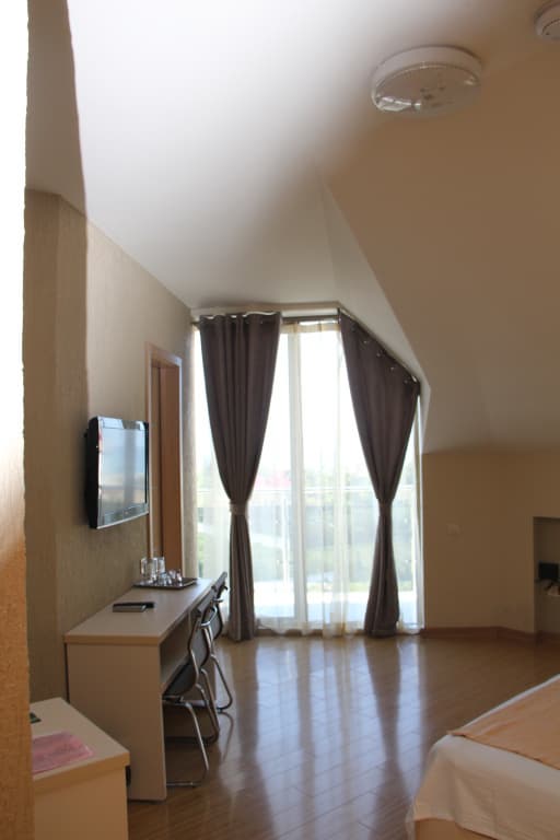 Hotel Legacy