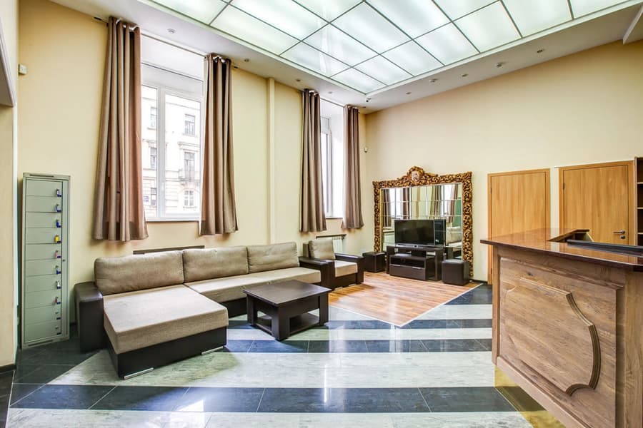 Hotel 365 na Rimskogo-Korsakova