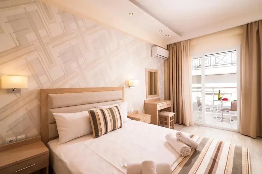 Star Bay Luxury Hotel