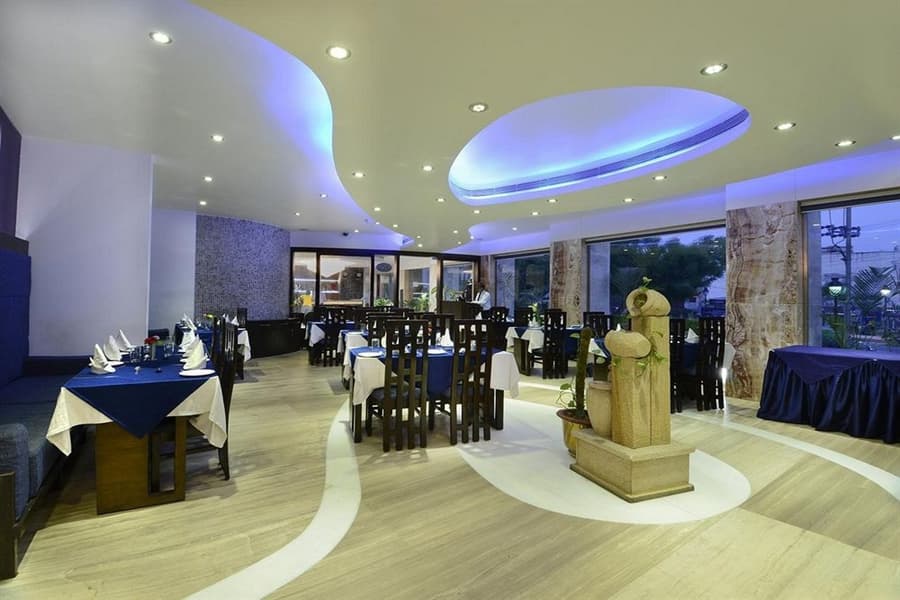 Aryans Taj Resort, Agra