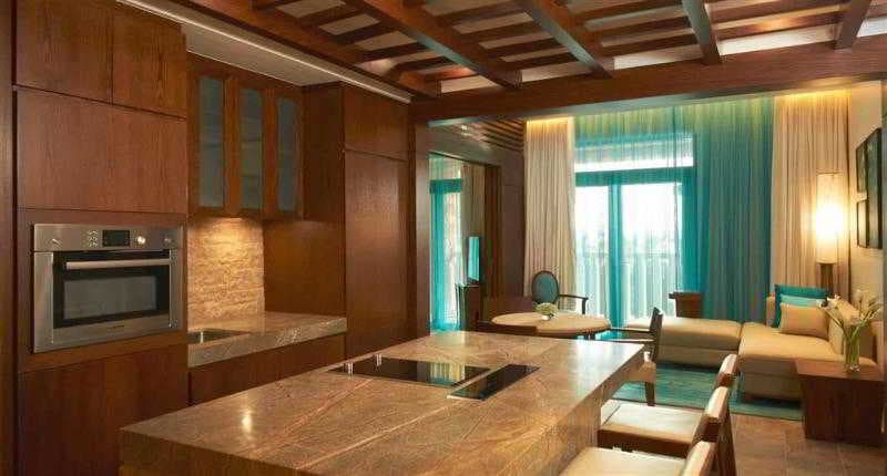 Sofitel Dubai The Palm Luxury Apartments Hotel