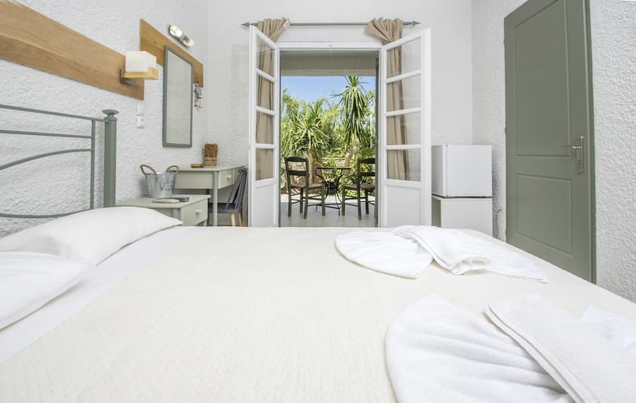 SYROS Inn