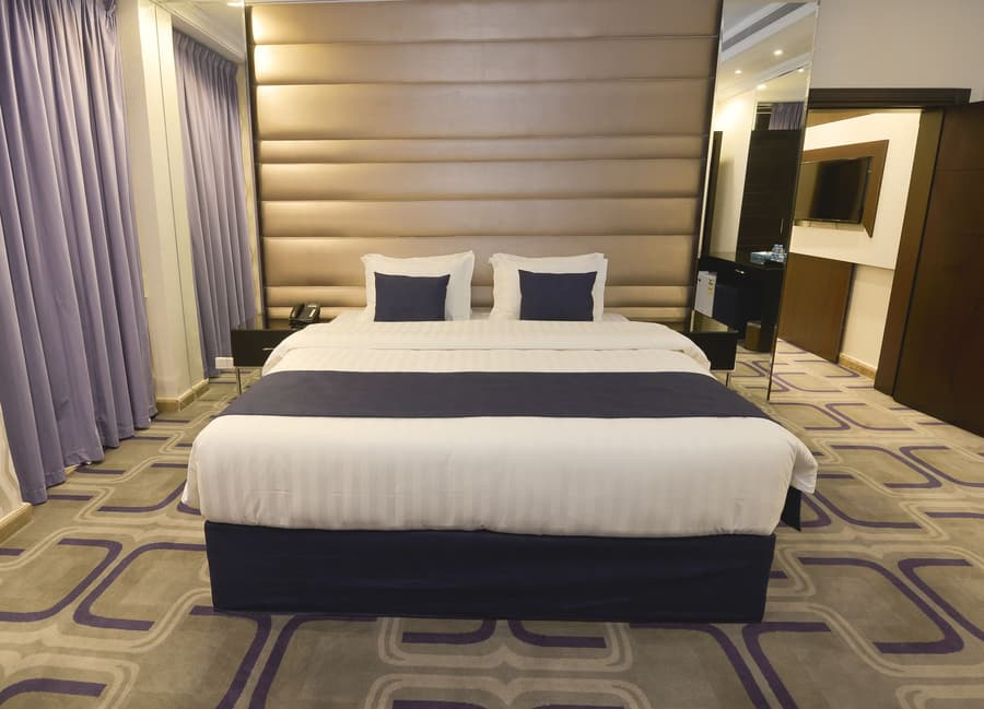 Rose White Hotel