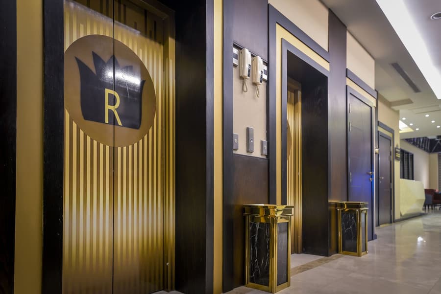 Rose White Hotel