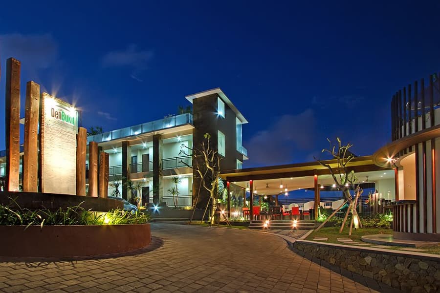 DenBukit Residence & Suite