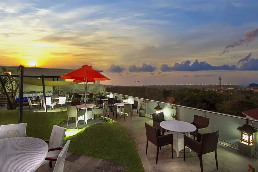 DenBukit Residence & Suite