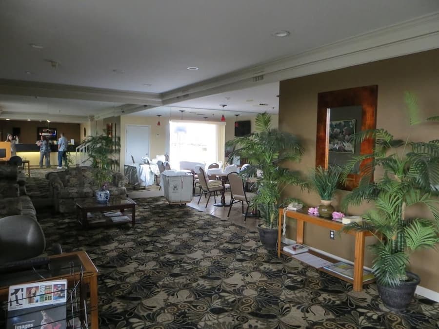 Homestyle Inn & Suites