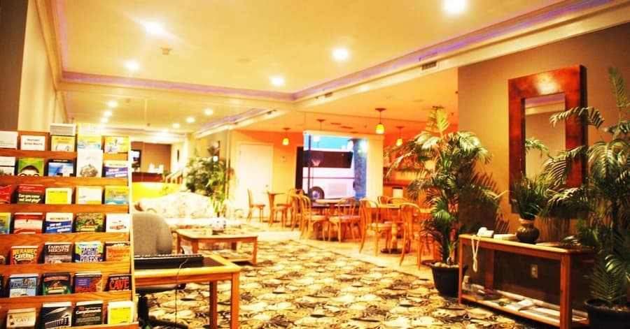 Homestyle Inn & Suites