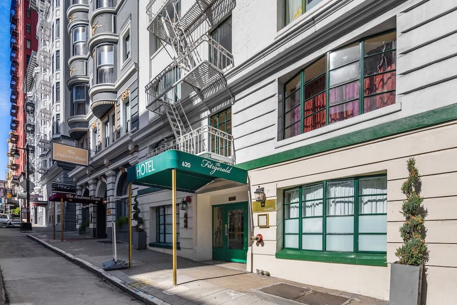 Fitzgerald Hotel