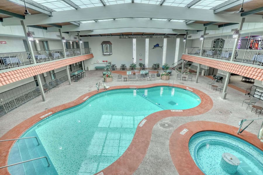 Quality Inn & Suites Green Bay Downtown