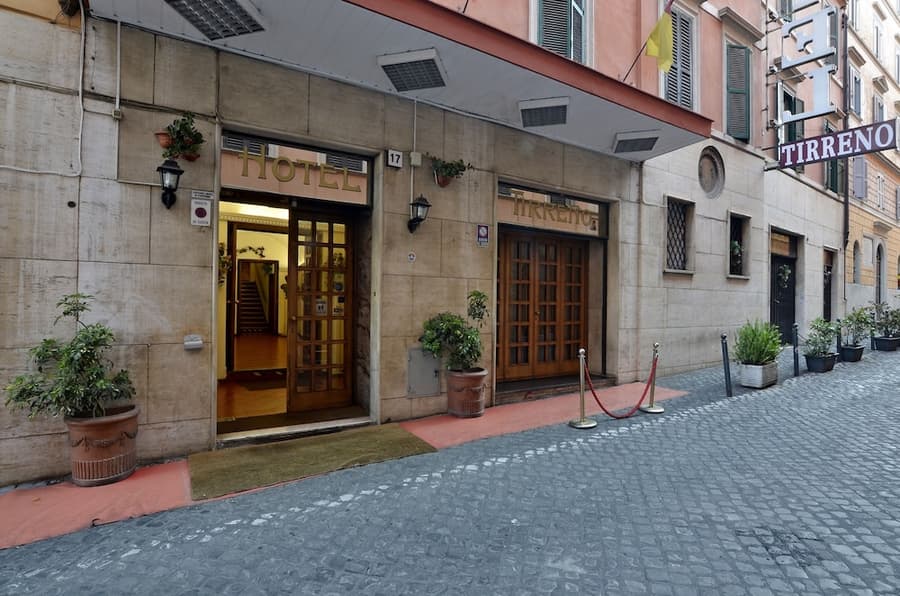 Tirreno Hotel